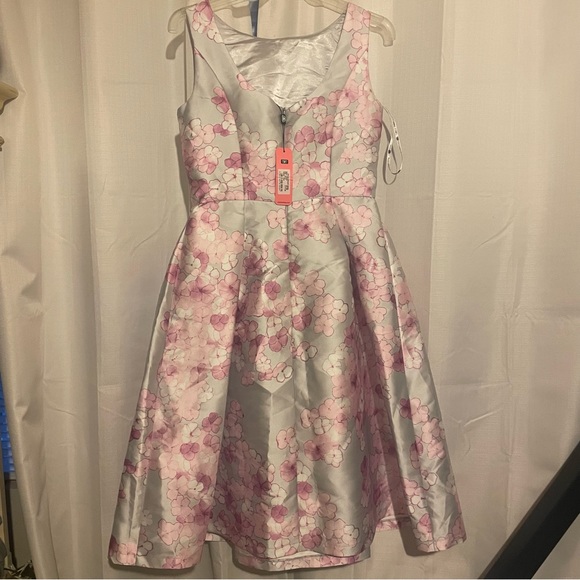 Chi Chi London Formal Dress NWT NEW - Picture 2 of 4